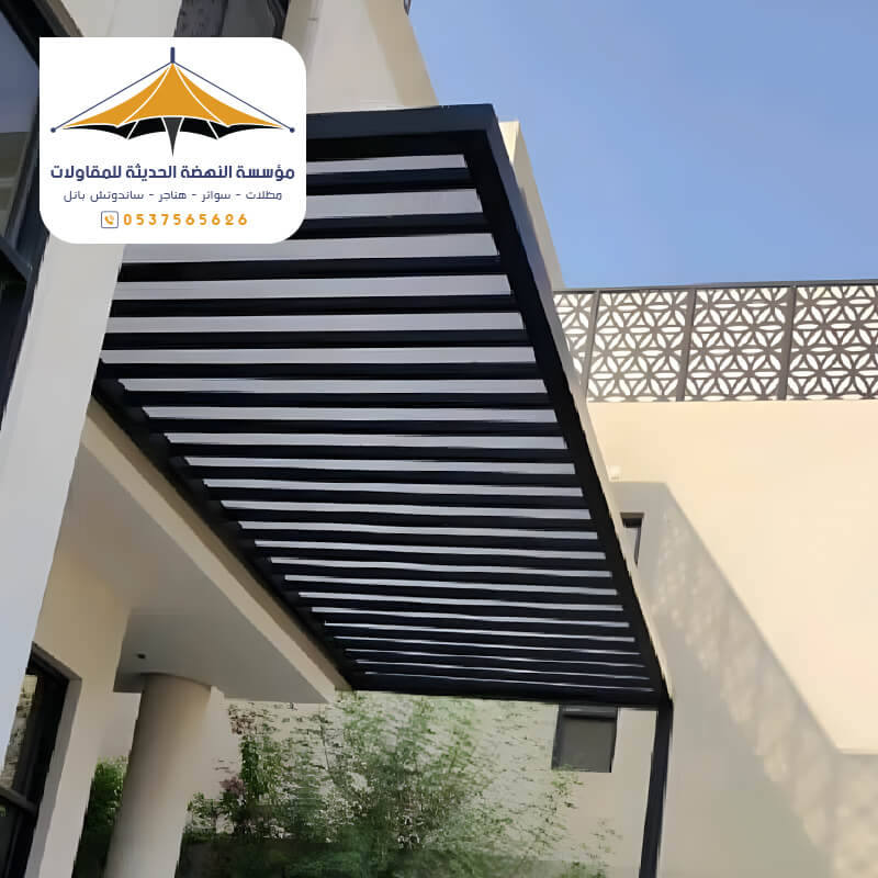 مظلات بلاستيك شفاف