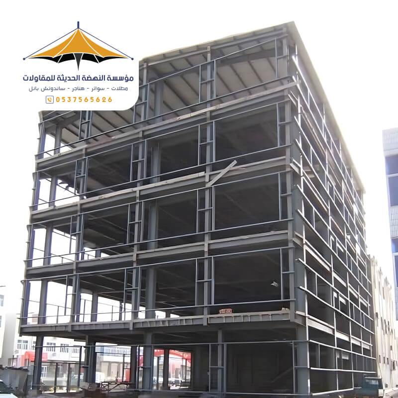 هناجر بعزل حراري مصنوعه من الساندوتش بانل